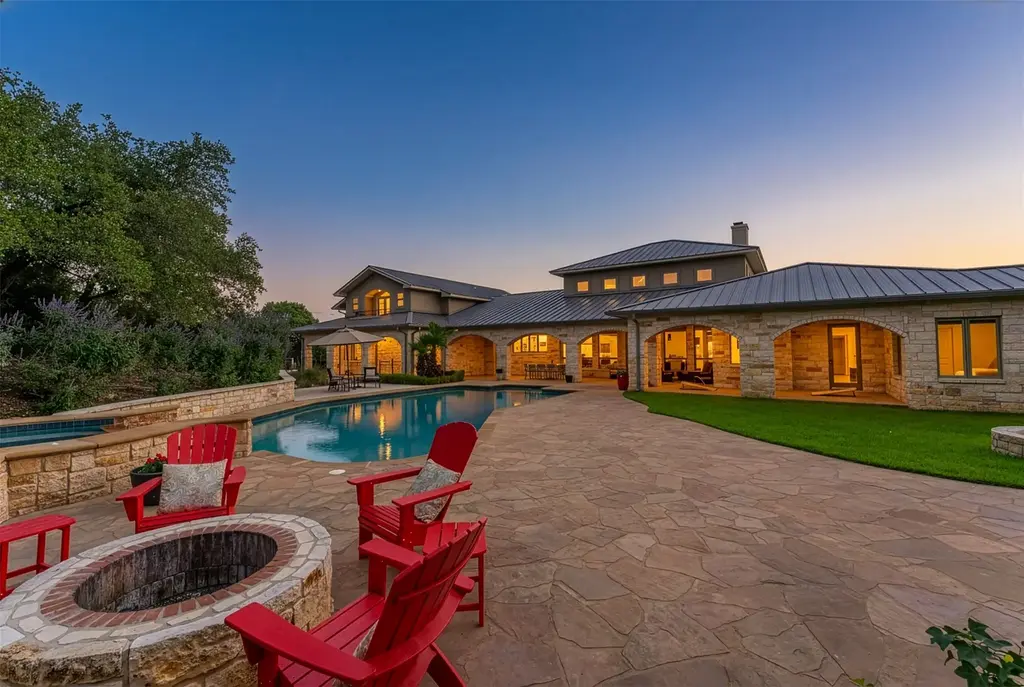 345 Leafdale Trail, Dripping Springs