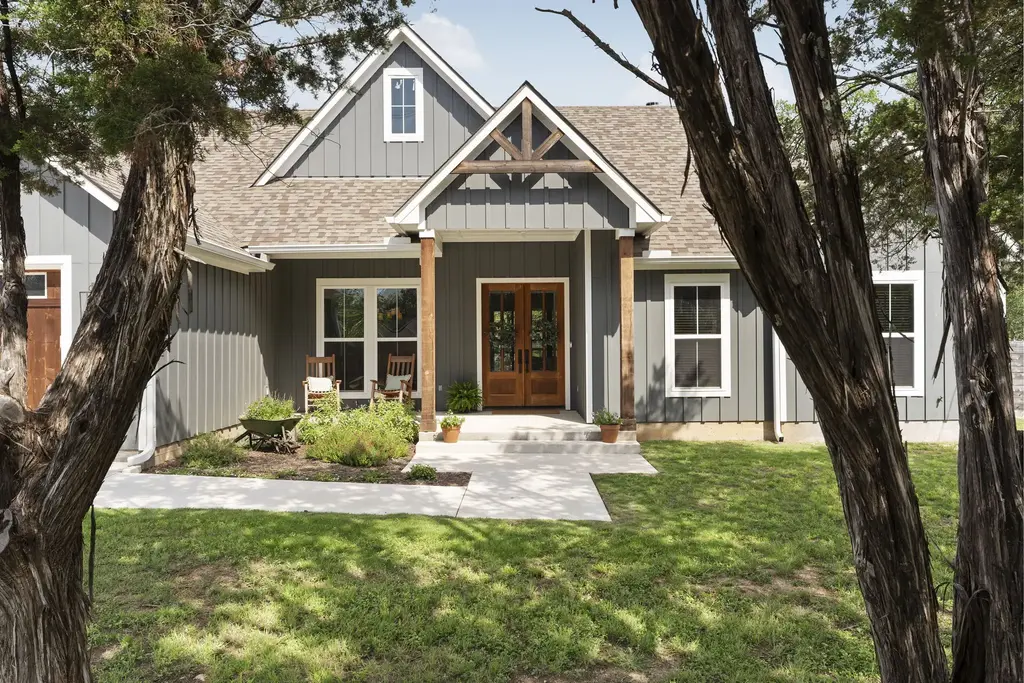 22212 Briarcliff Drive, Spicewood