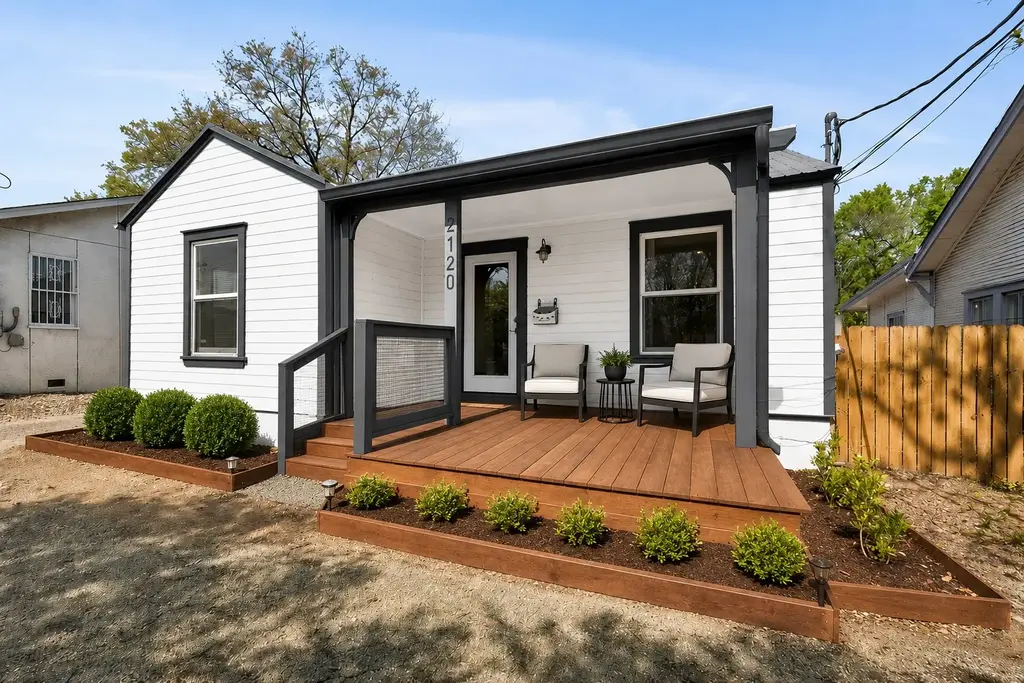 2120 Oxford Avenue, Austin