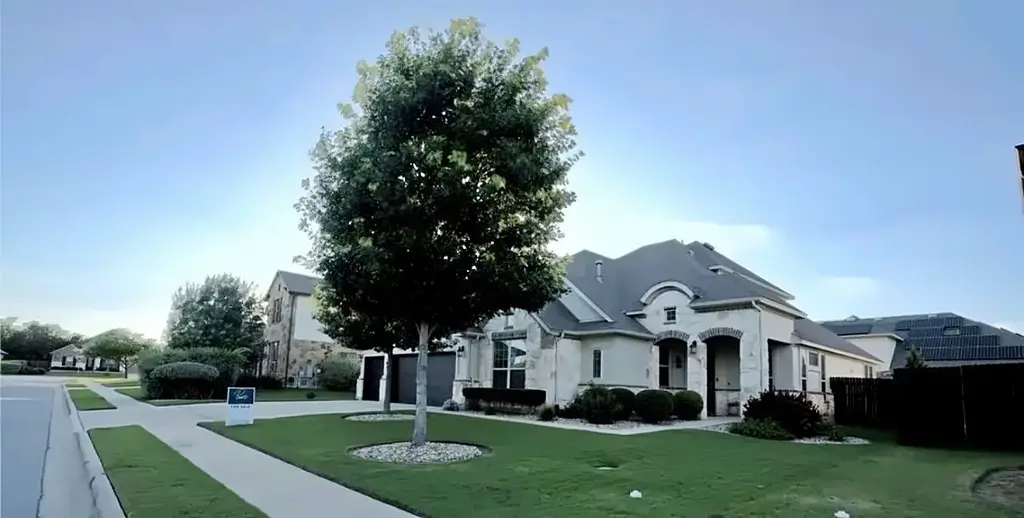 203 Summer Park Bend, Cedar Park