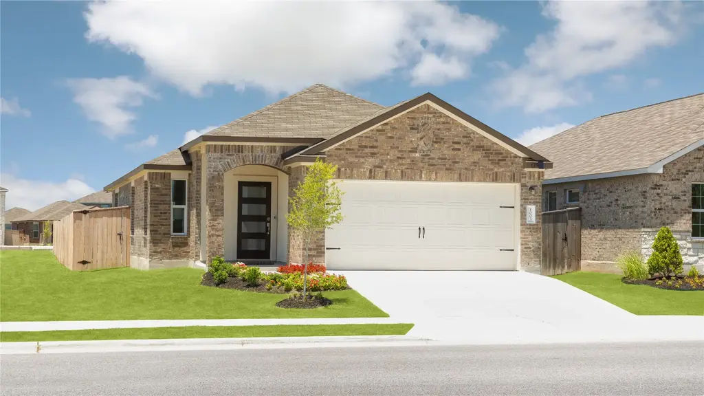 1501 Roaming Oak Bend, Georgetown