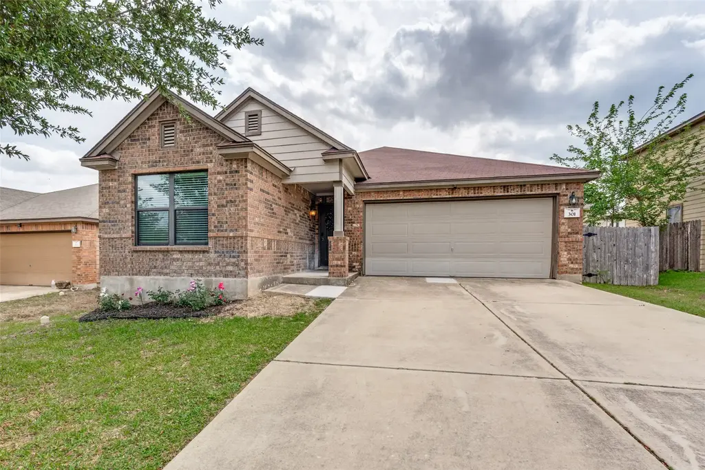 301 Rummel Drive, Kyle