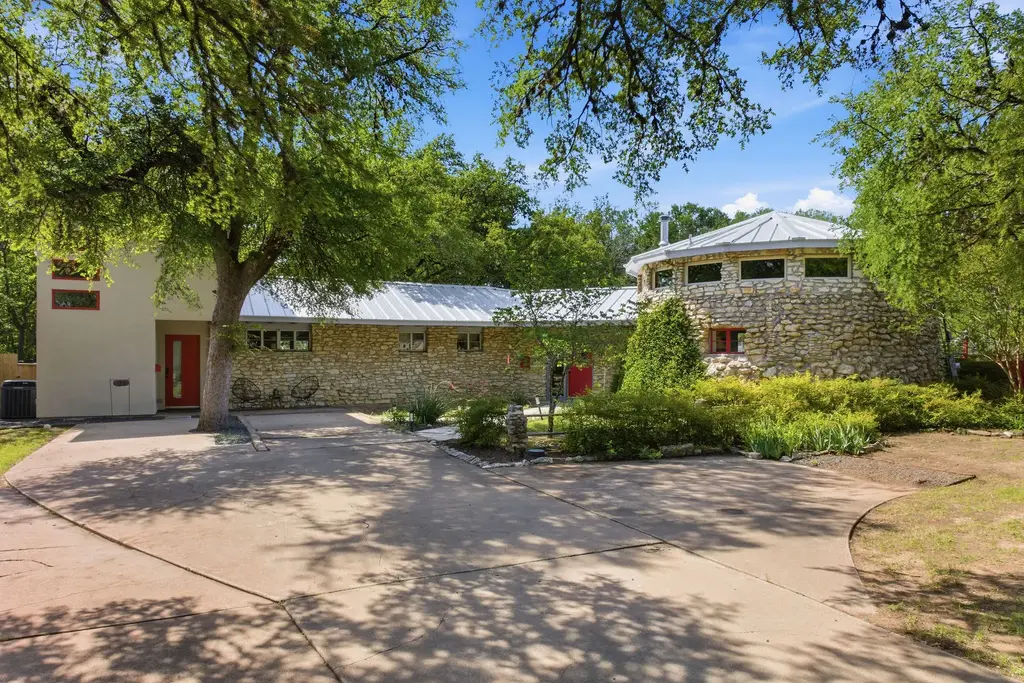 2003 Rabb Road, Austin