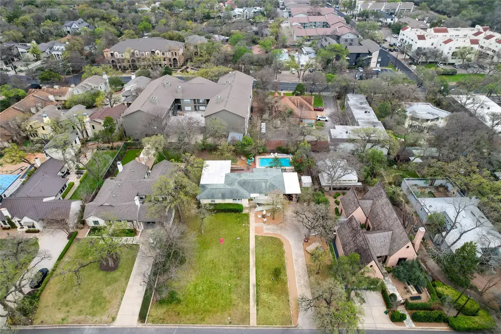 2511 Bridle Path, Austin