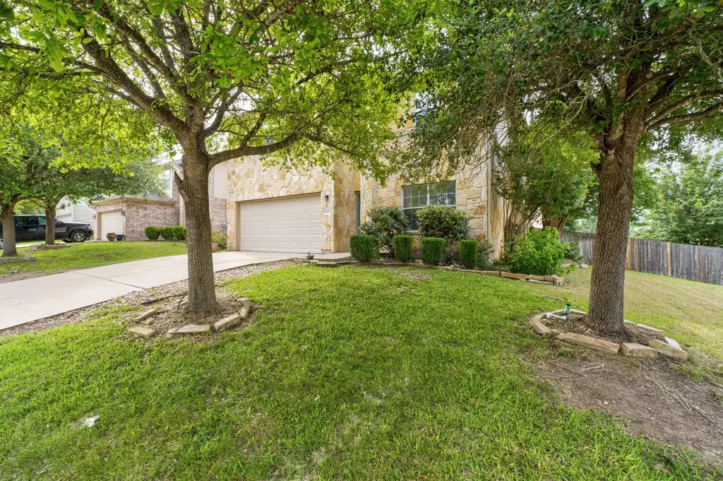 2402 Caprock Place, Georgetown