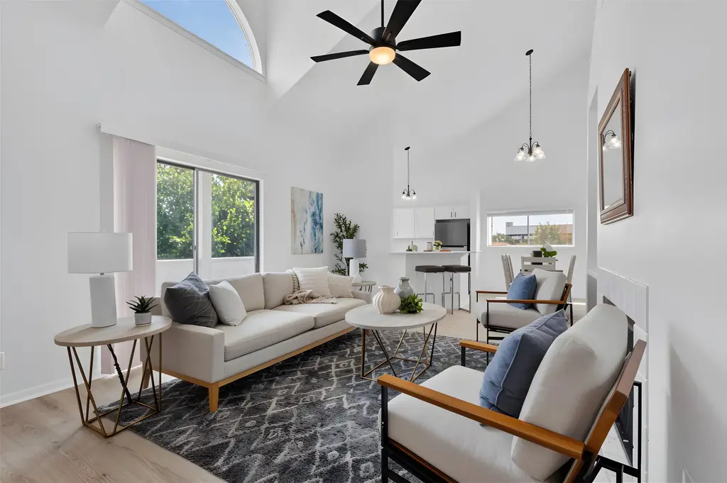 923 E 41st Street 201, Austin