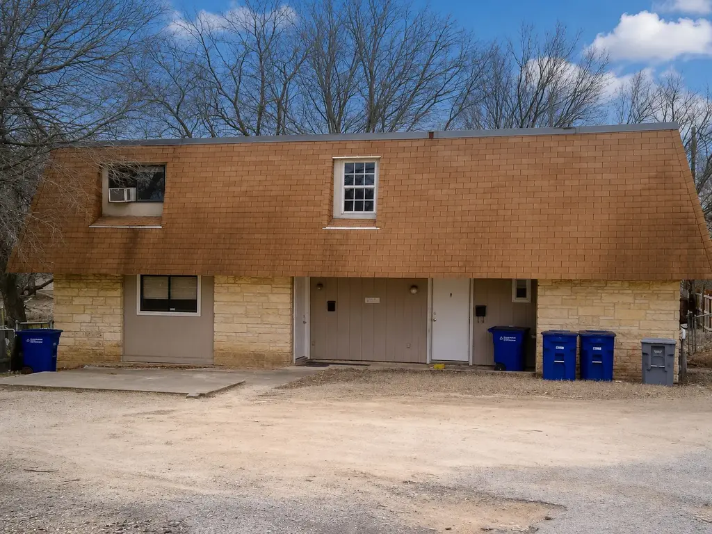 6257 Manor Road B, Austin