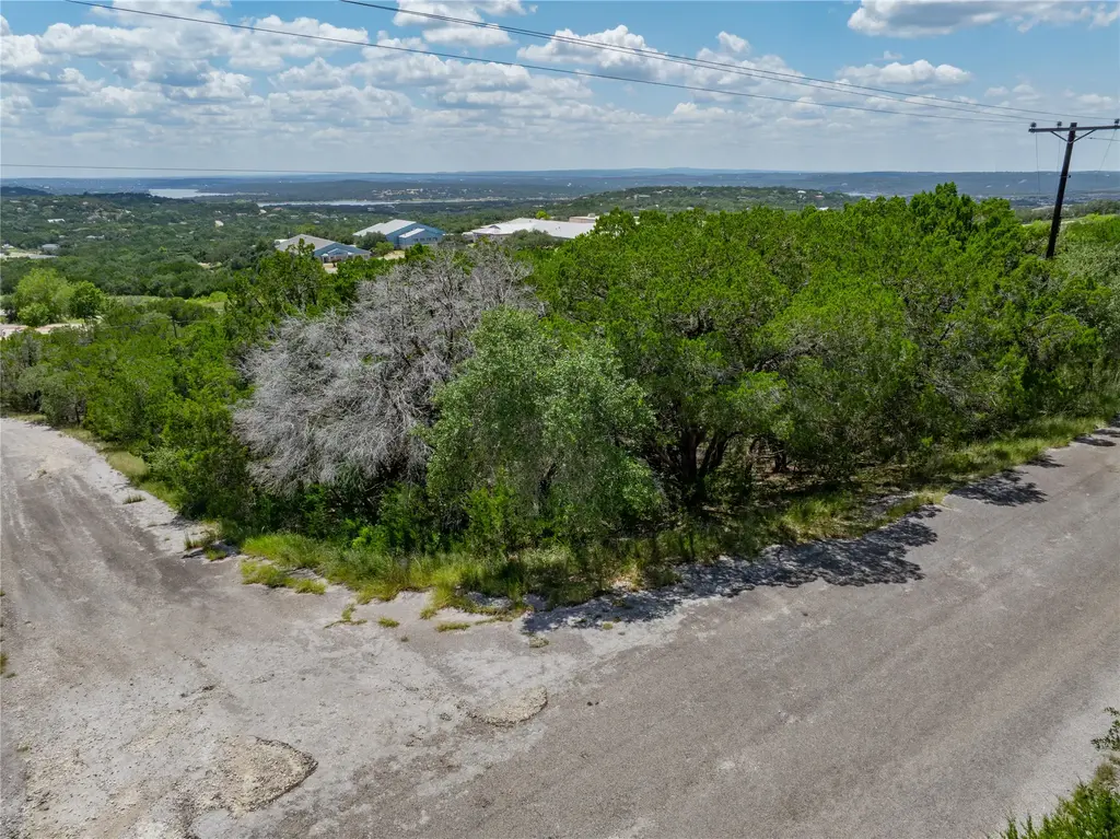 8200 Arroyo Avenue, Lago Vista
