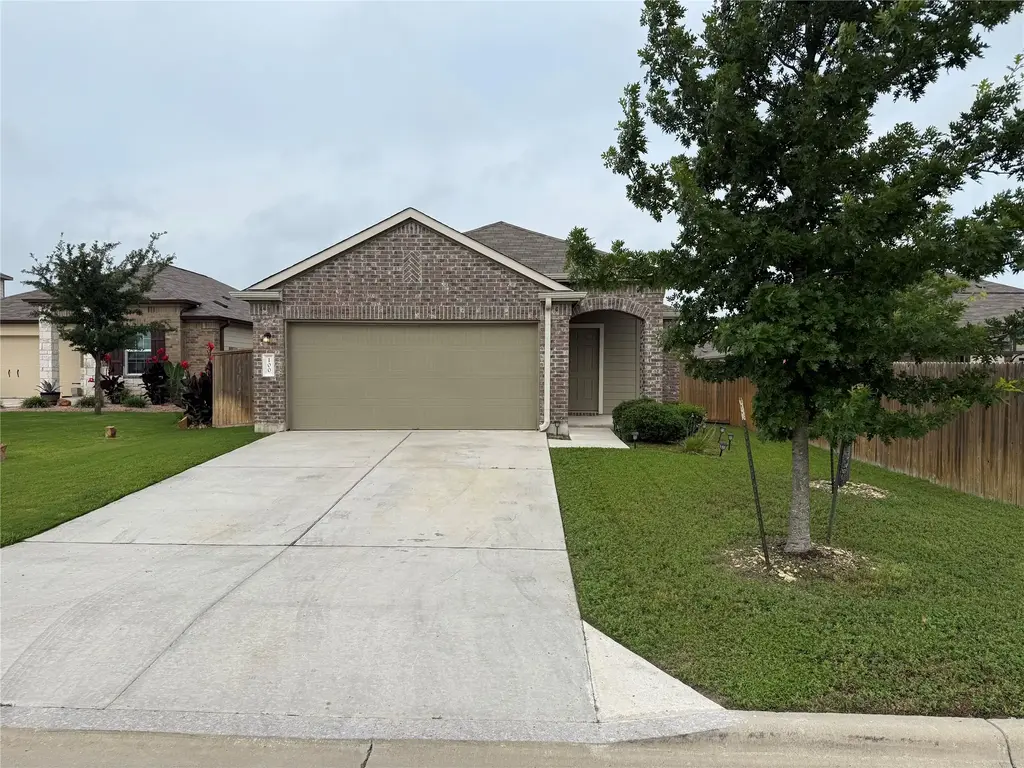 100 Granville Court, Jarrell