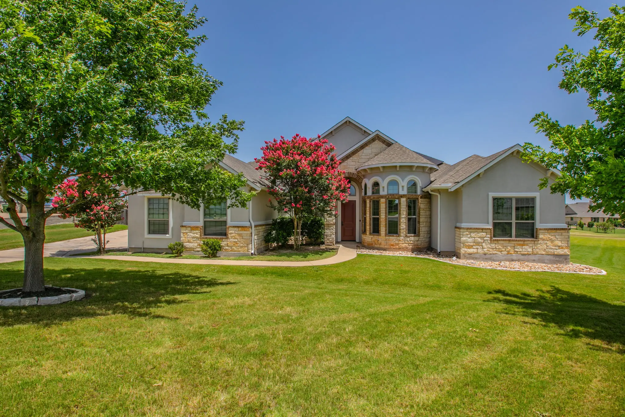 Photo of Listing #9717146