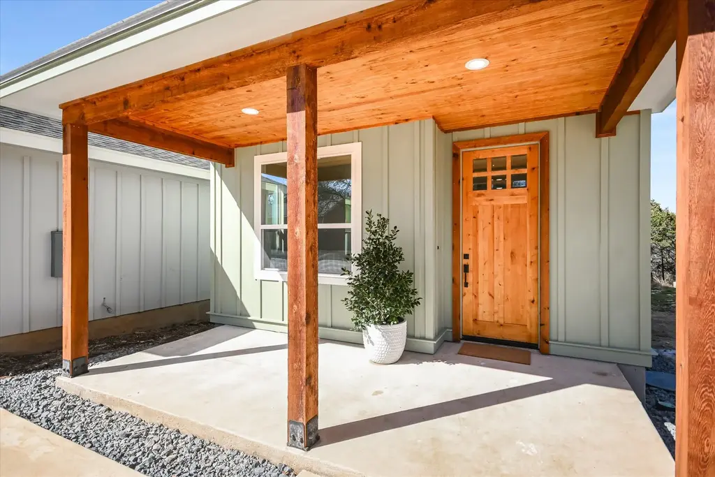 424 Shady Bluff Drive, Wimberley