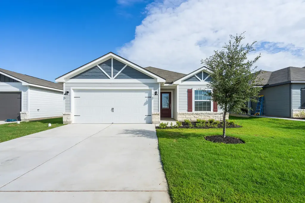 100 Paria Court, Jarrell