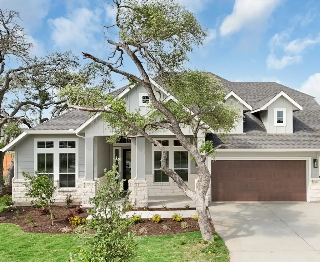 2304 Tobiano Trace, Georgetown