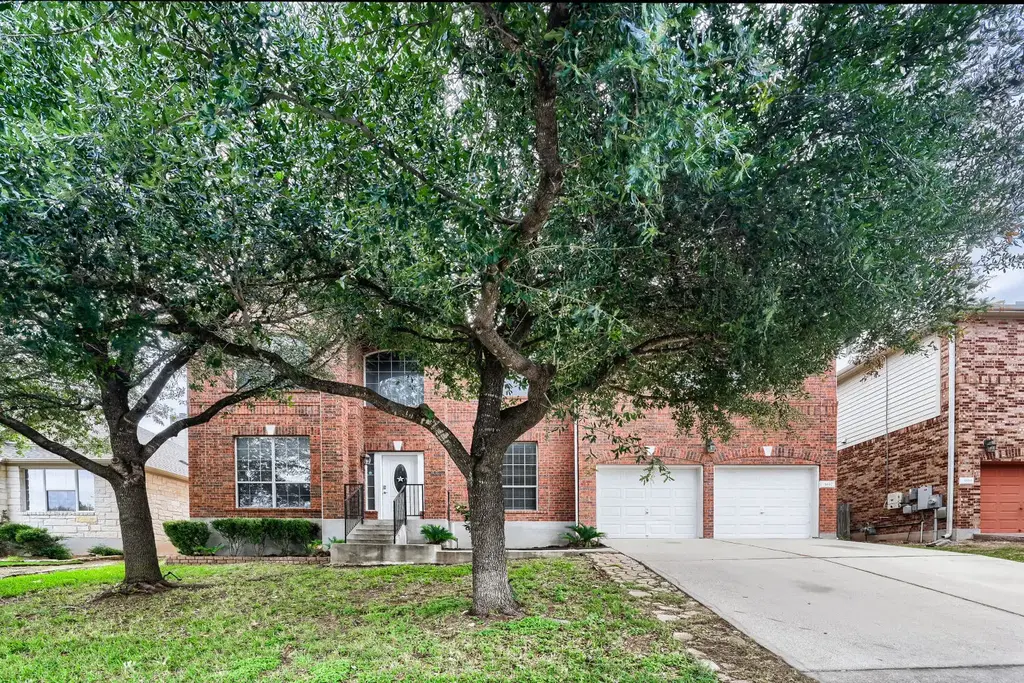 3817 Links Lane, Round Rock