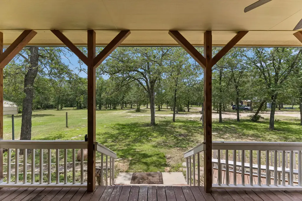 1811 W Old Lockhart Road, West Point