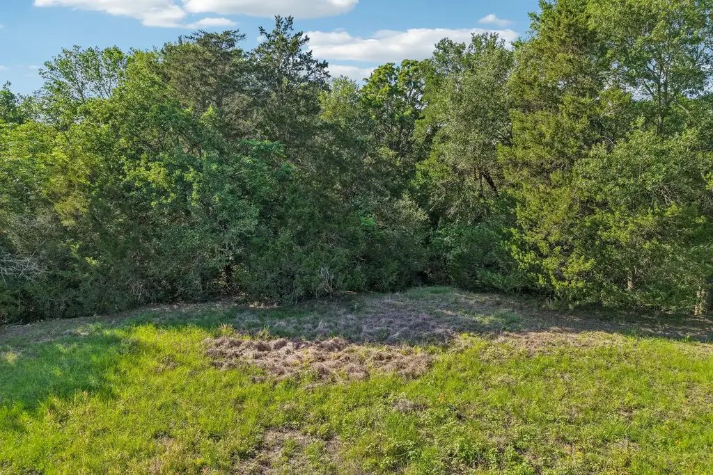 6 Acres County Road 211, Giddings