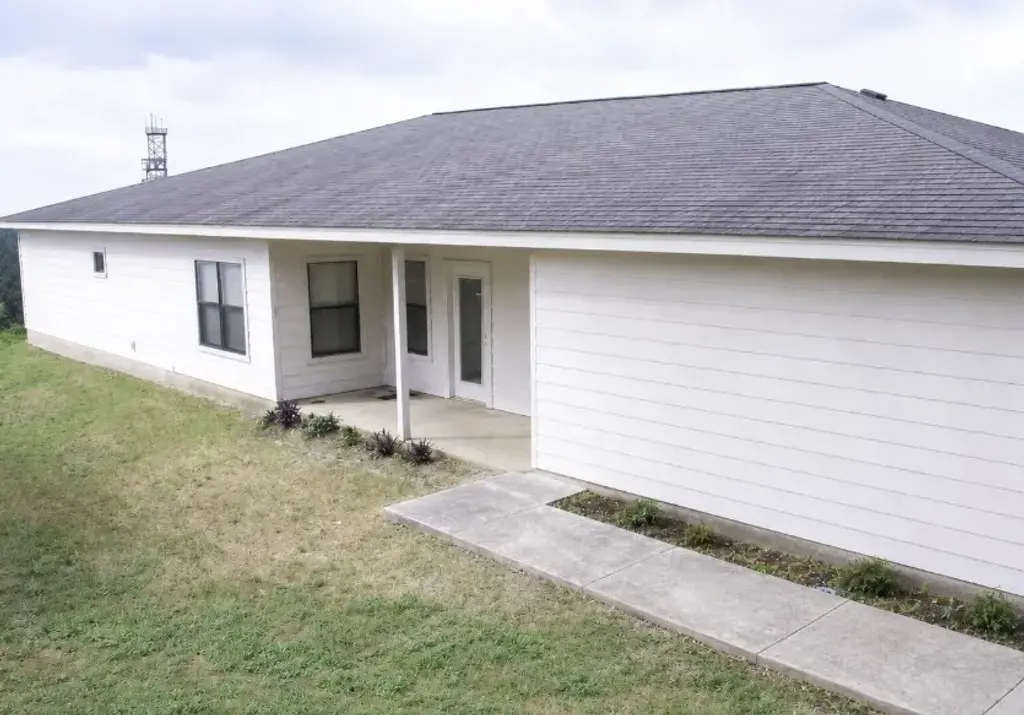 1105 Advance Street, San Marcos