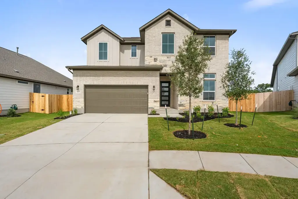 10732 Worth Lane, Manor