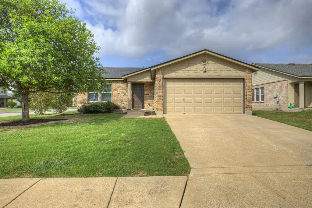 603 Nw Crossing Drive, New Braunfels
