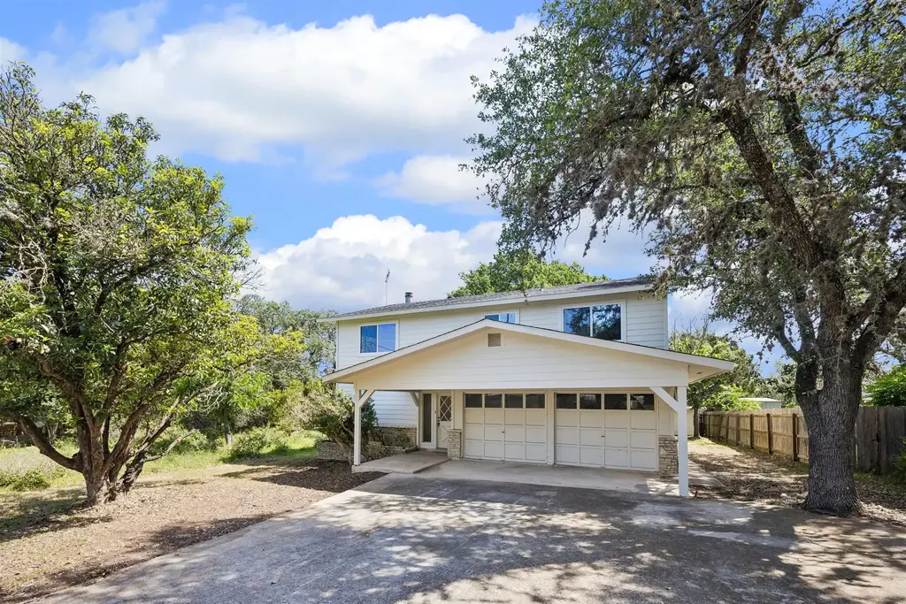 155 Mary Ann Drive, Canyon Lake