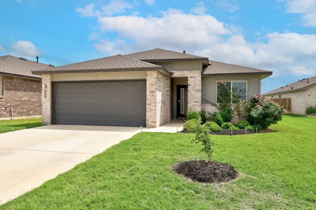 609 Veneta Lane, Georgetown