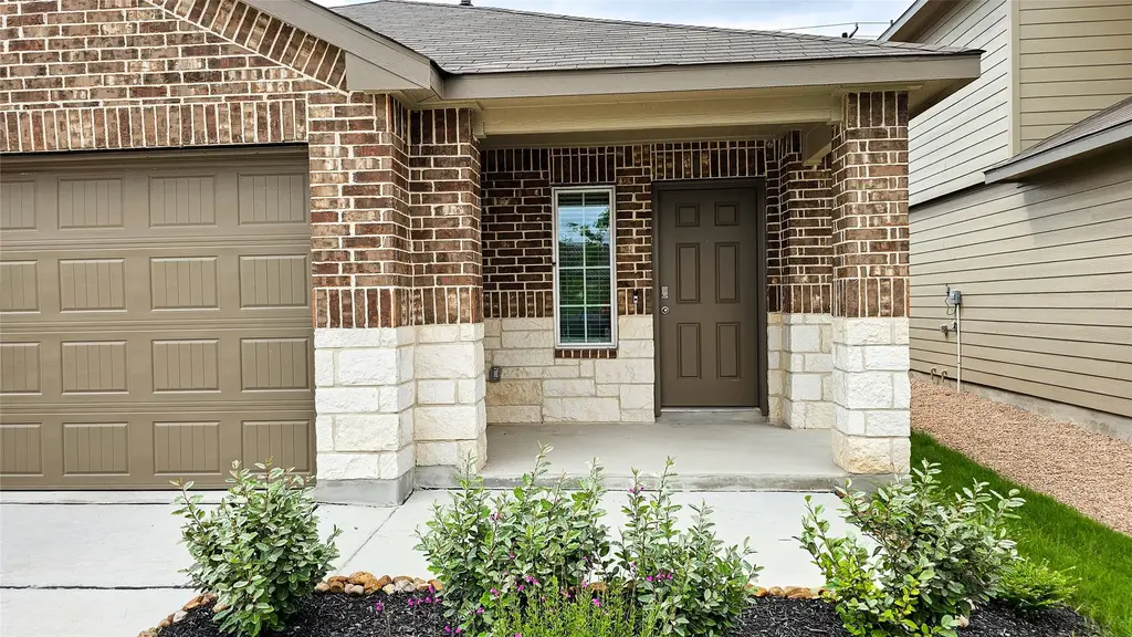 2825 Brogan Creek, New Braunfels