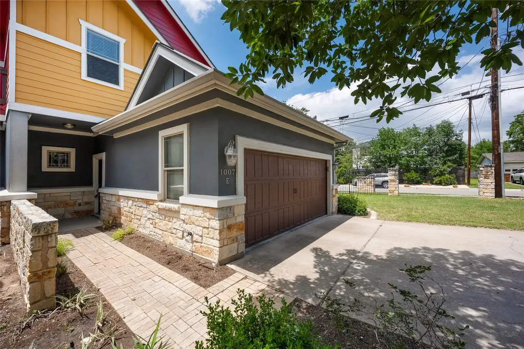 1007 Taulbee Lane E, Austin