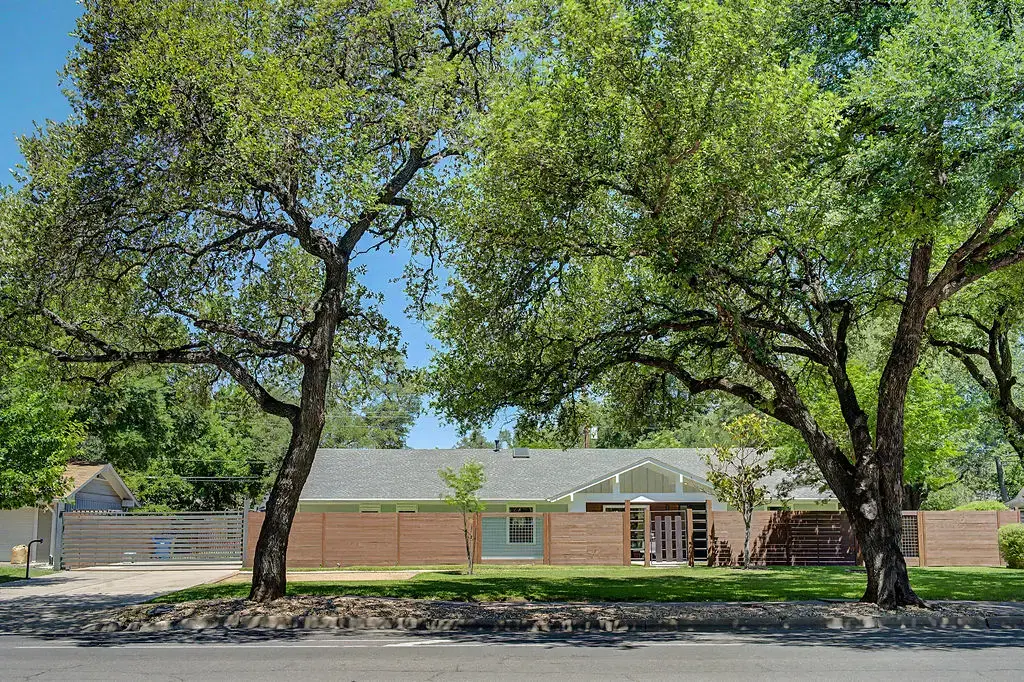 8612 Mesa Drive, Austin