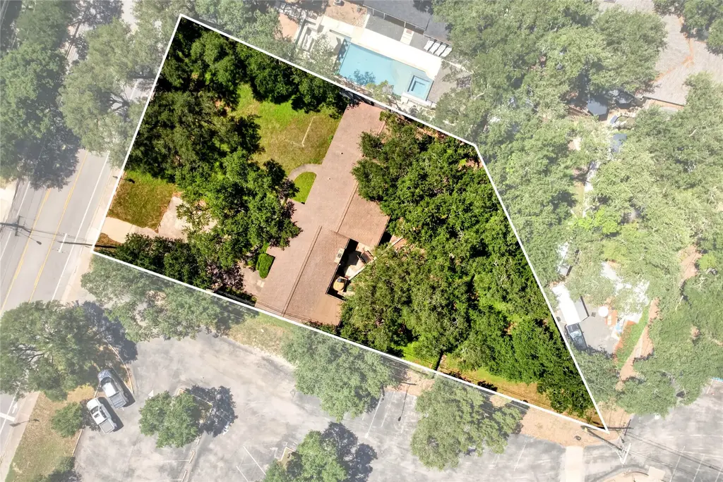 5202 Balcones Drive, Austin