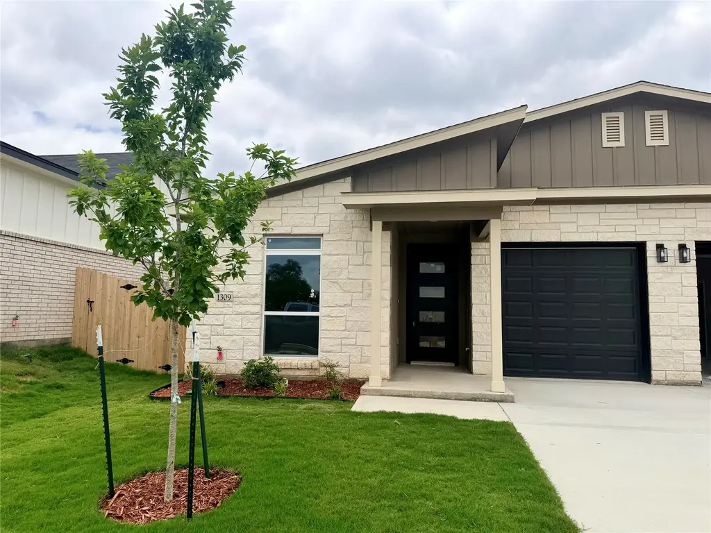 1309 Lone Pine Way, Killeen