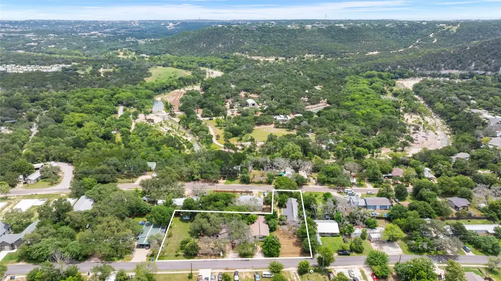 11608 Travis Street, Jonestown