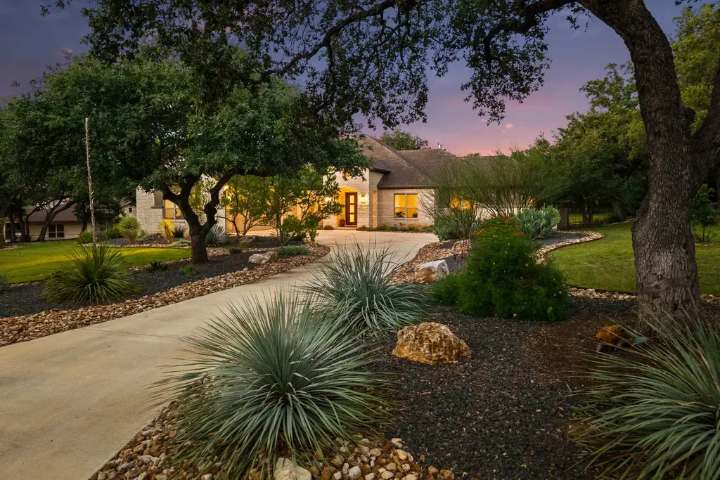 212 Marbella Way, Georgetown