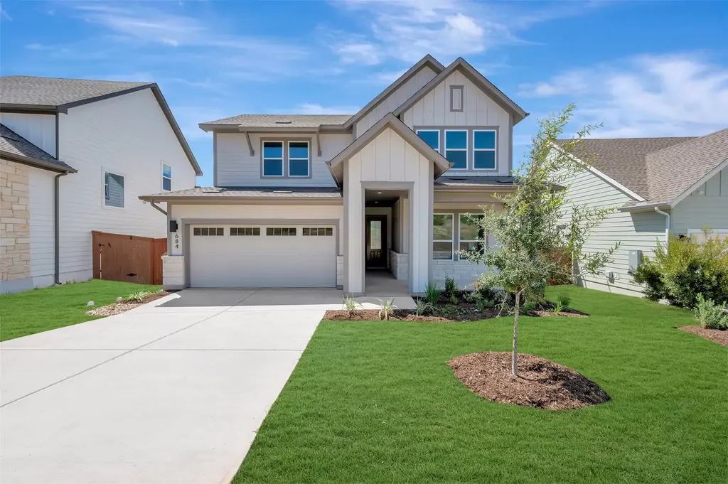 684 Iron Willow Loop, Dripping Springs