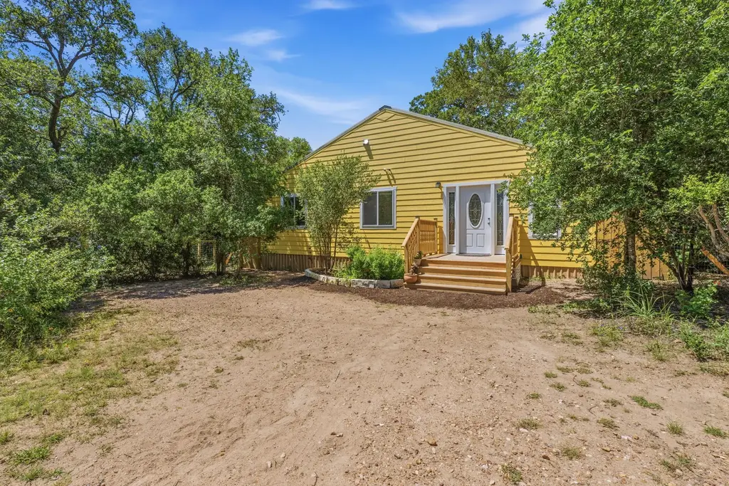 1998 Upper Elgin River Road, Elgin