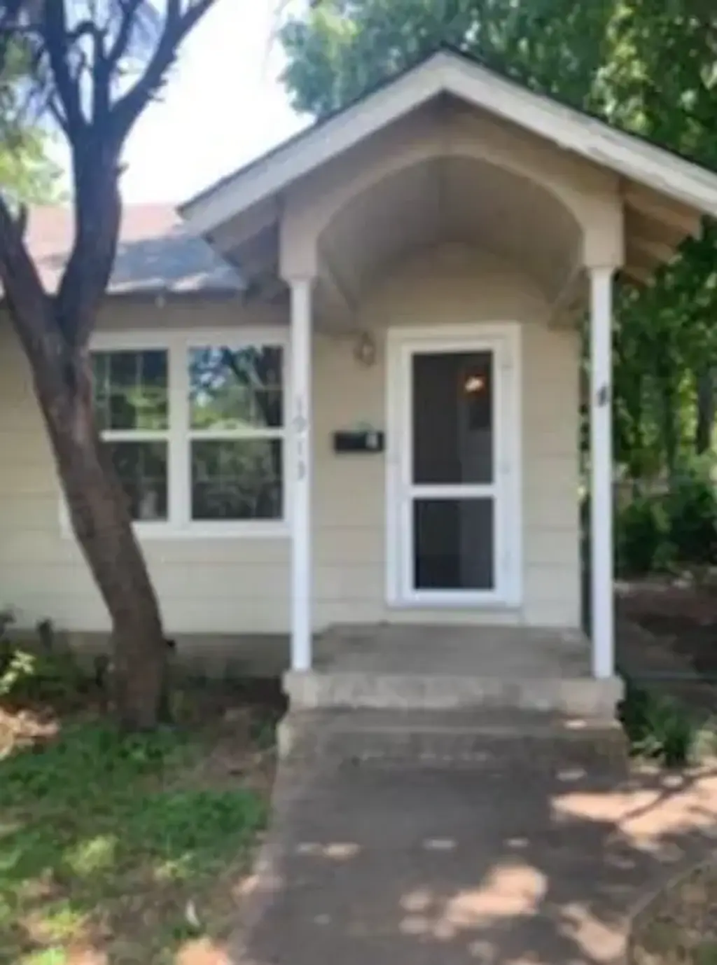 1913 W 38th Street B, Austin
