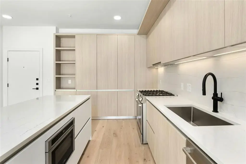 2209 S 1st Street 332, Austin