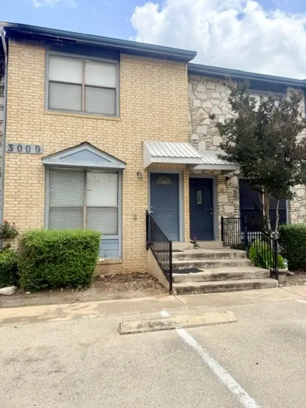 3009 Whisper Oaks Lane F, Georgetown