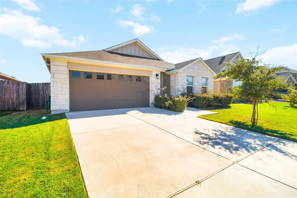 7407 Grenadine Bloom Bend, Del Valle