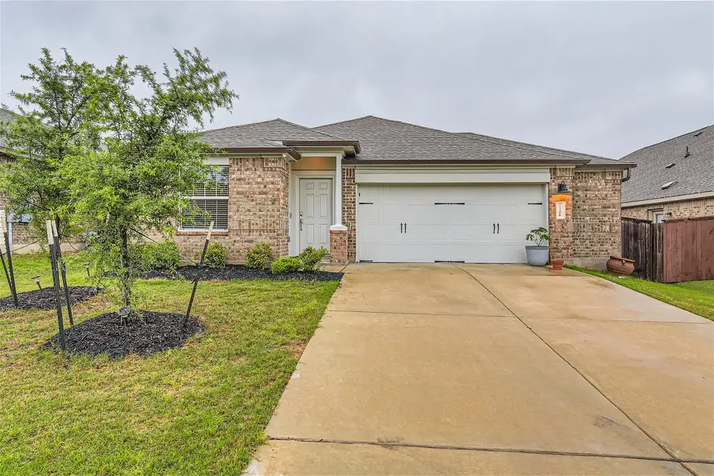 1206 Chad Drive, Round Rock
