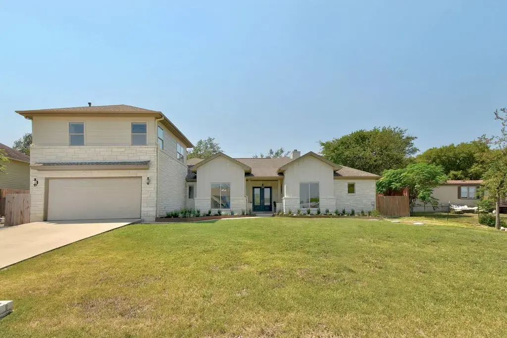 1006 Lipan Trail, Austin