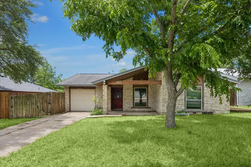 801 Huntingdon Place, Austin