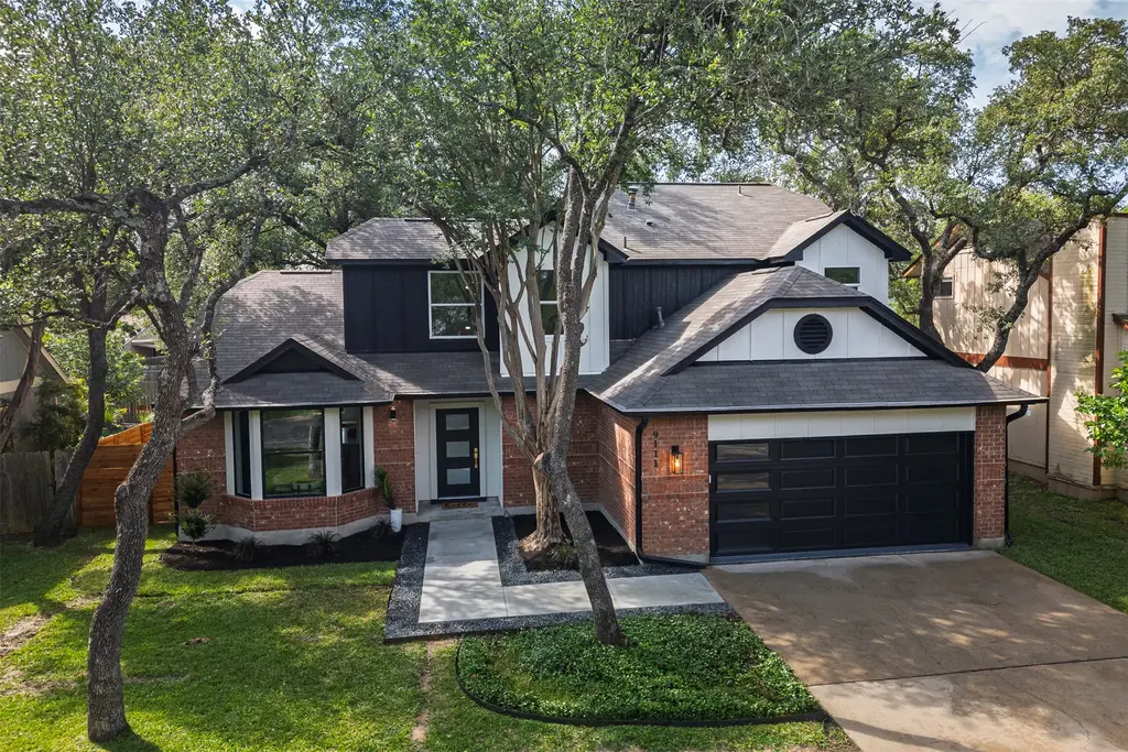 9111 Hazelhurst Drive, Austin