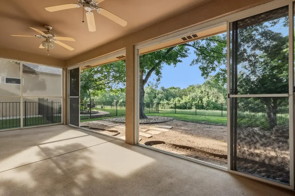 126 Trail Rider Way, Georgetown