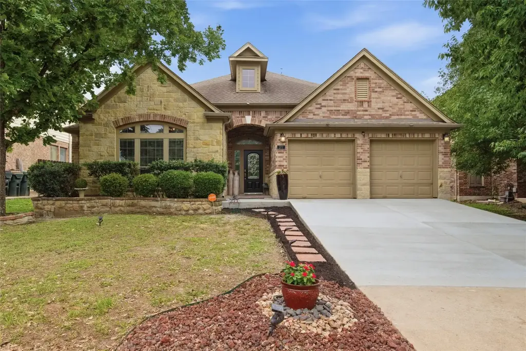 377 Verano Drive, Kyle