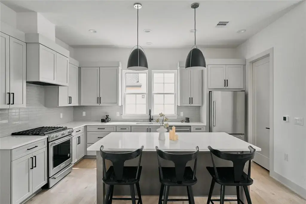 2209 Woodland Avenue 201, Austin