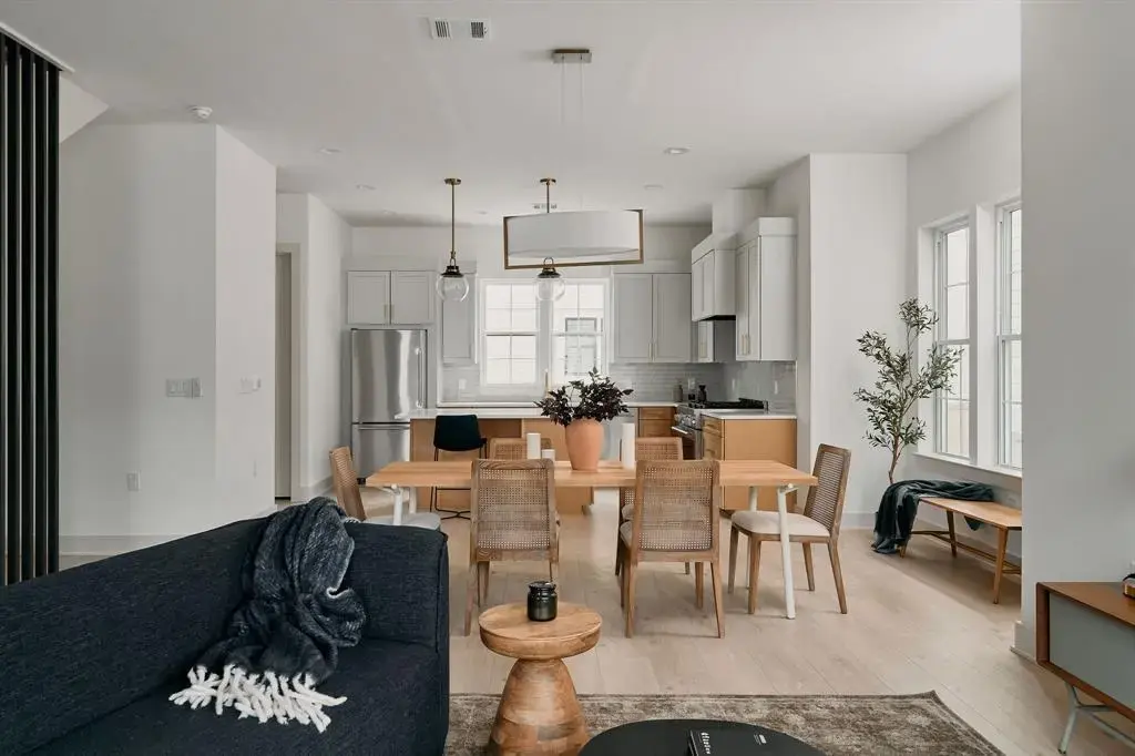 2209 Woodland Avenue 502, Austin