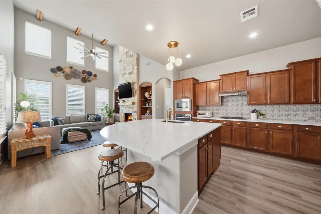447 Clear Springs Hollow, Buda