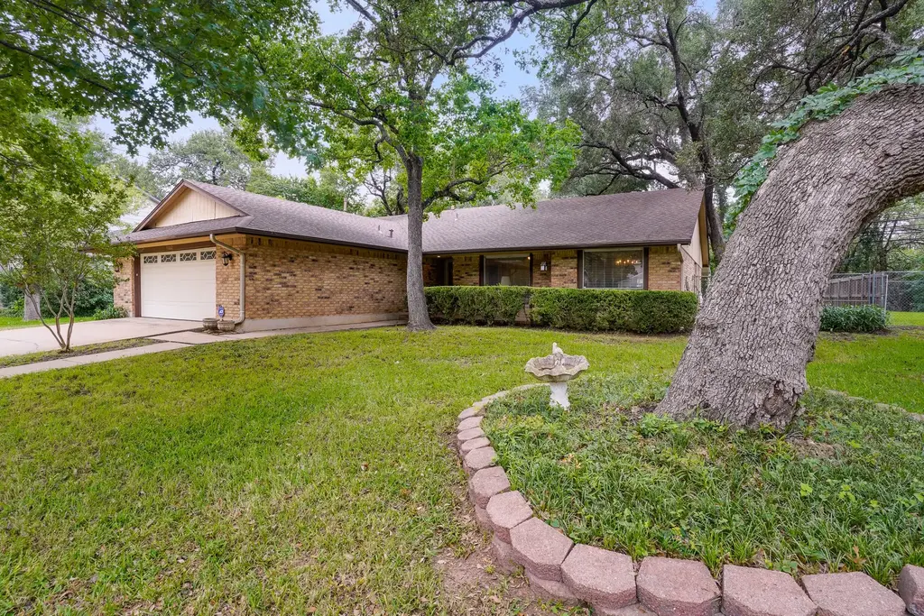 11002 Alhambra Drive, Austin