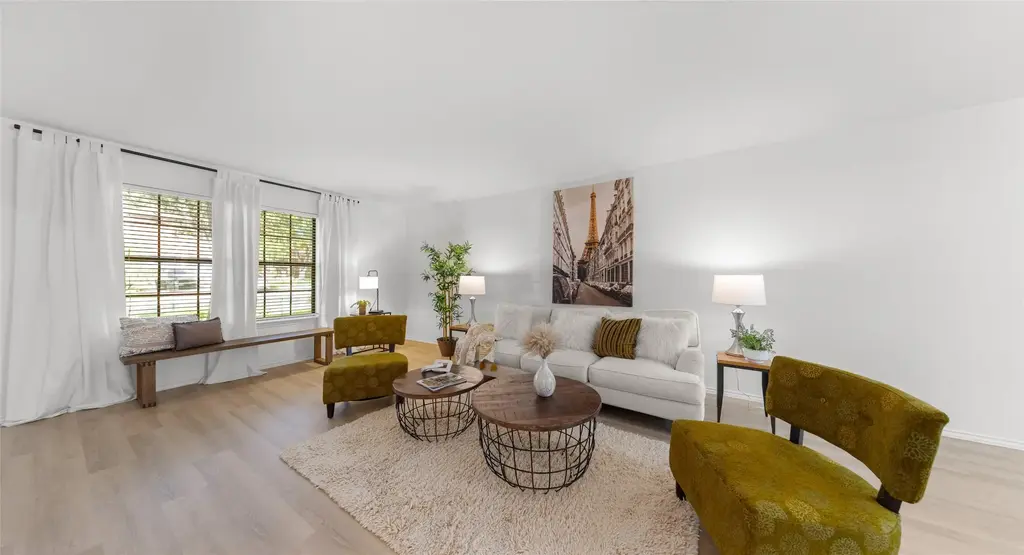 13248 Kerrville Folkway, Austin