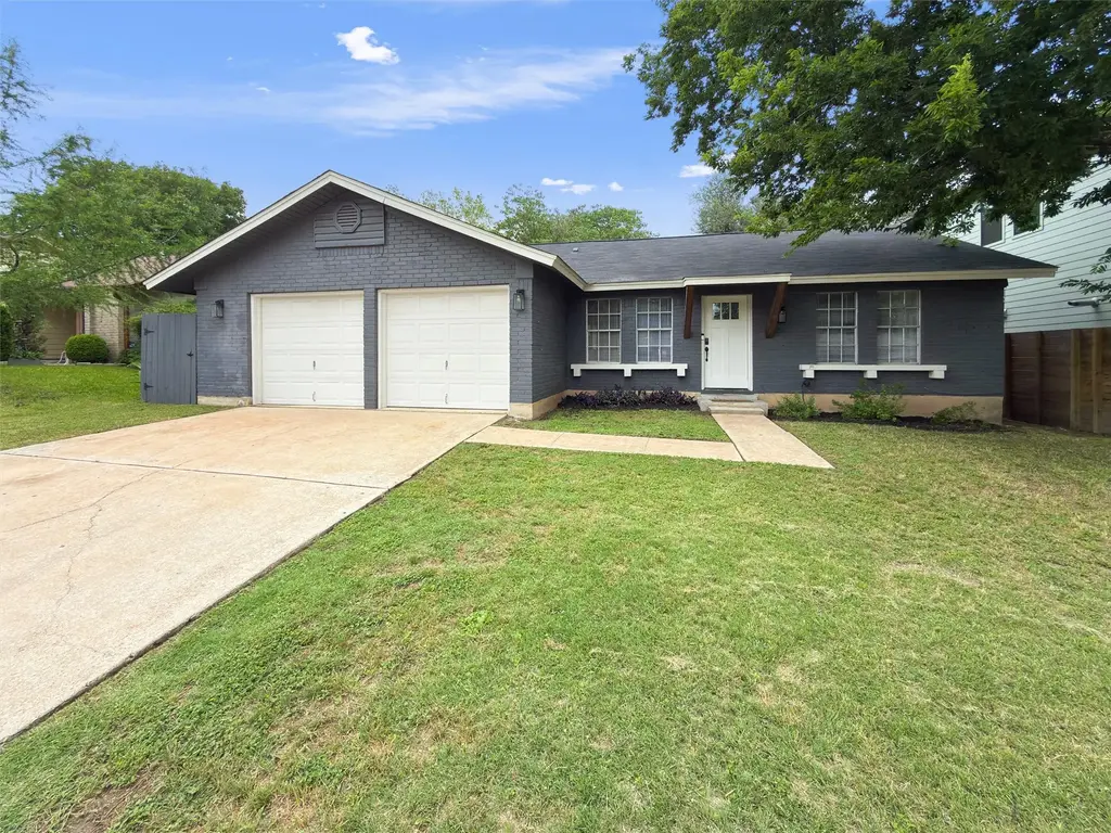 800 Huntingdon Place, Austin